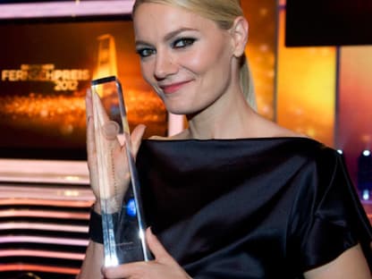 Ausgezeichnet: Martina Hill beim Deutschen Fernsehpreis 2012