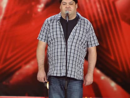 Armin Eiber, 36, aus Waldkraiburg  singt "I would do anything for you" von Meat Loaf und wurde für seine Leistung von der Jury gelobt