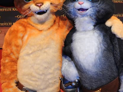 Miau! Am Dienstagabend ging es in Berlin tierisch zu. Der Grund: Der Animationsfilm "Der gestiefelte Kater" feierte Premiere - und zog sogar echte Hollywood-Stars an Land. Wer dabei war - OK! hat die Bilder!