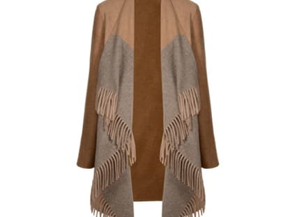 Schicker Woll-Poncho von Closed, ca. 360 Euro