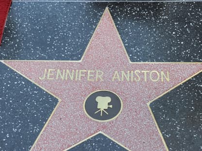 Jennifers Stern hat die Nummer 2.462 und liegt an der Ecke Vine Street vor dem W Hollywood Hotel