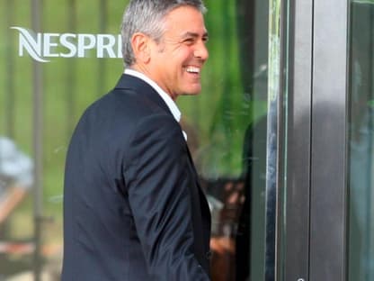 George Clooney am Set für Nespresso