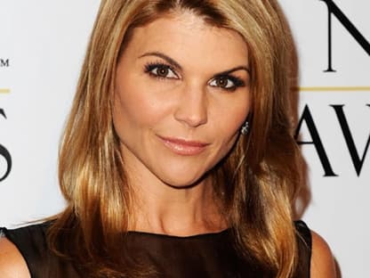 Auch Lori Loughlin nimmt das Thema der Charity sehr ernst. Sie selbst engagiert sich auch für wohltätige Zwecke