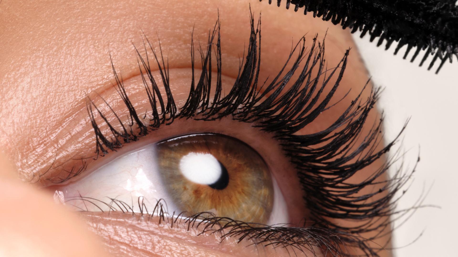 Mascara-Diese-Wimperntusche-verl-ngert-die-Wimpern-um-70-