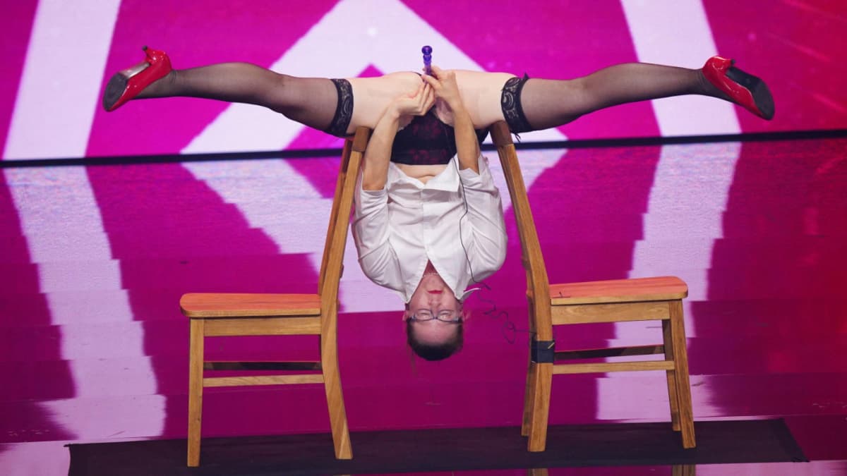 Das Supertalent RTL Reagiert Auf Vagina Entsetzen Einzigartiges   Supertalent Beatrice Mcqueef 