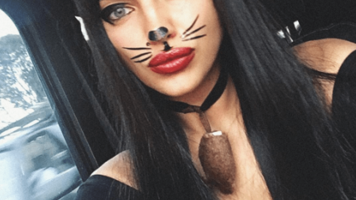 irina-shayk-halloween.png?itok=VNZKYTbN