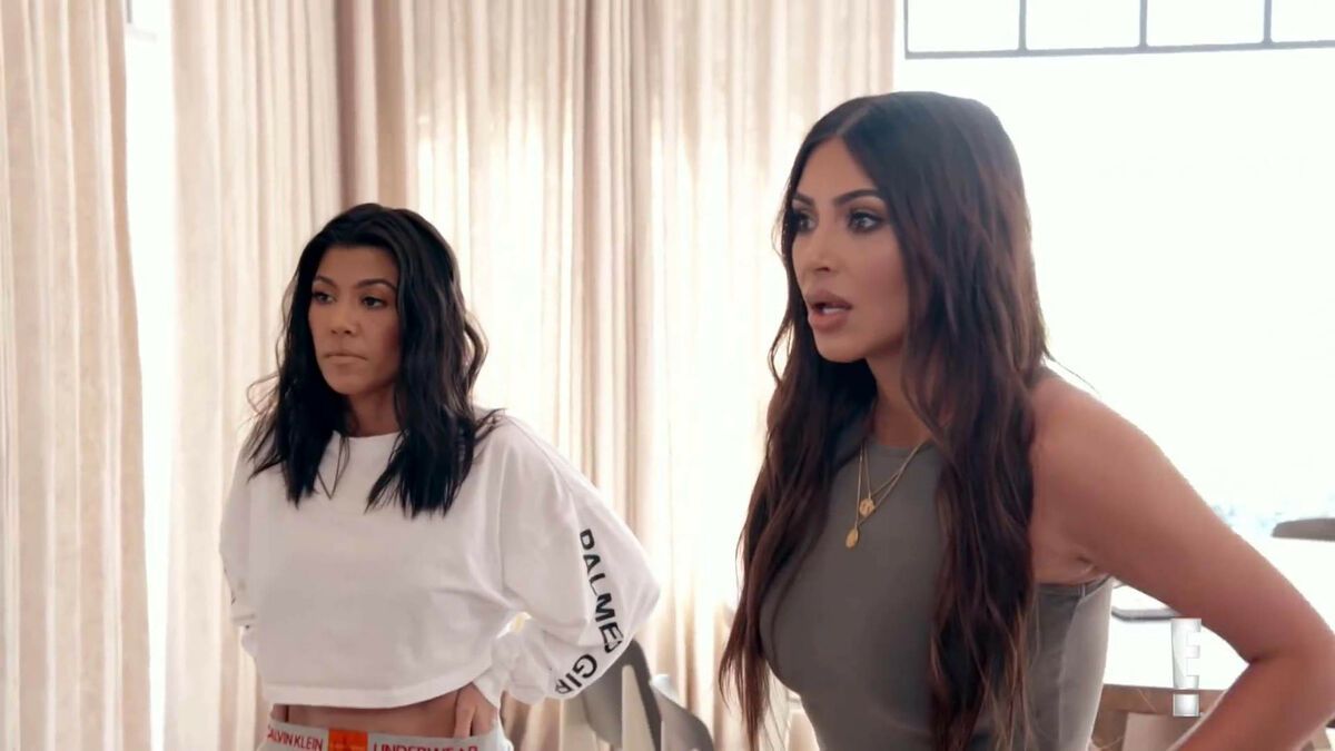 Nach Schlagerei Mit Kim K Kourtney Steigt Bei Kuwtk Aus