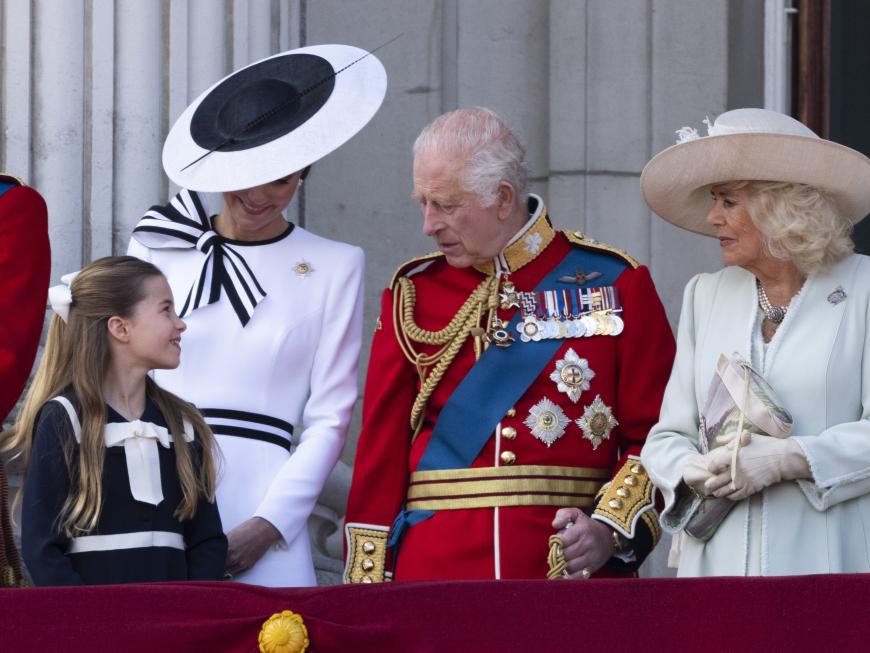 Prinzessin Charlotte, Prinzessin Kate, König Charles und Königin Camilla auf dem Palastbalkon für "Trooping the Colour", 2024