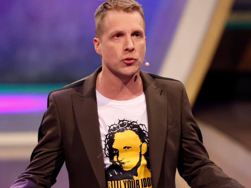 Oliver Pocher: Sensation! Jetzt Zeigt Er Erstmals Seine Tochter Im Netz