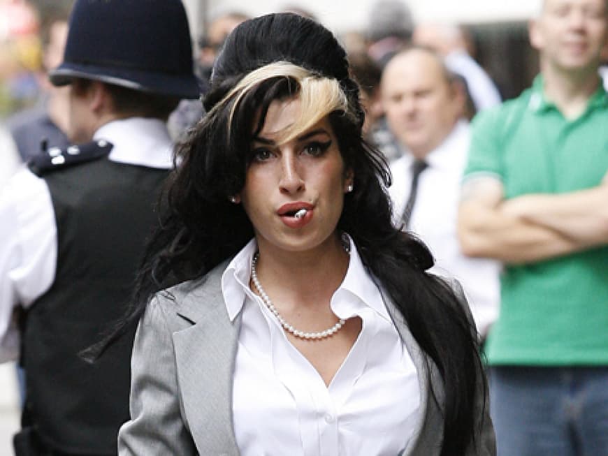 Amy Winehouse: Ihr Viel Zu Kurzes Leben In Bildern