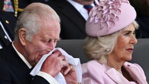 Königin Camilla & König Charles: Tränen bei der Erinnerung an den D-Day (2024)