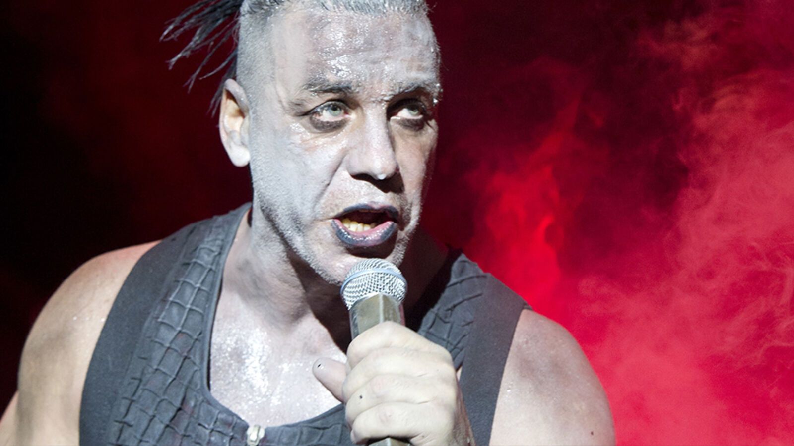 Rammstein: Kuss-Sensation in Moskau