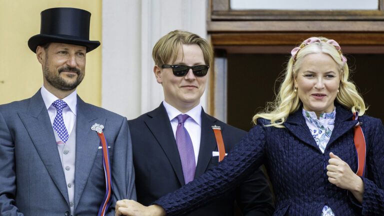 Prinz Haakon, Prinz Sverre Magnus und Prinzessin Mette-Marit. 